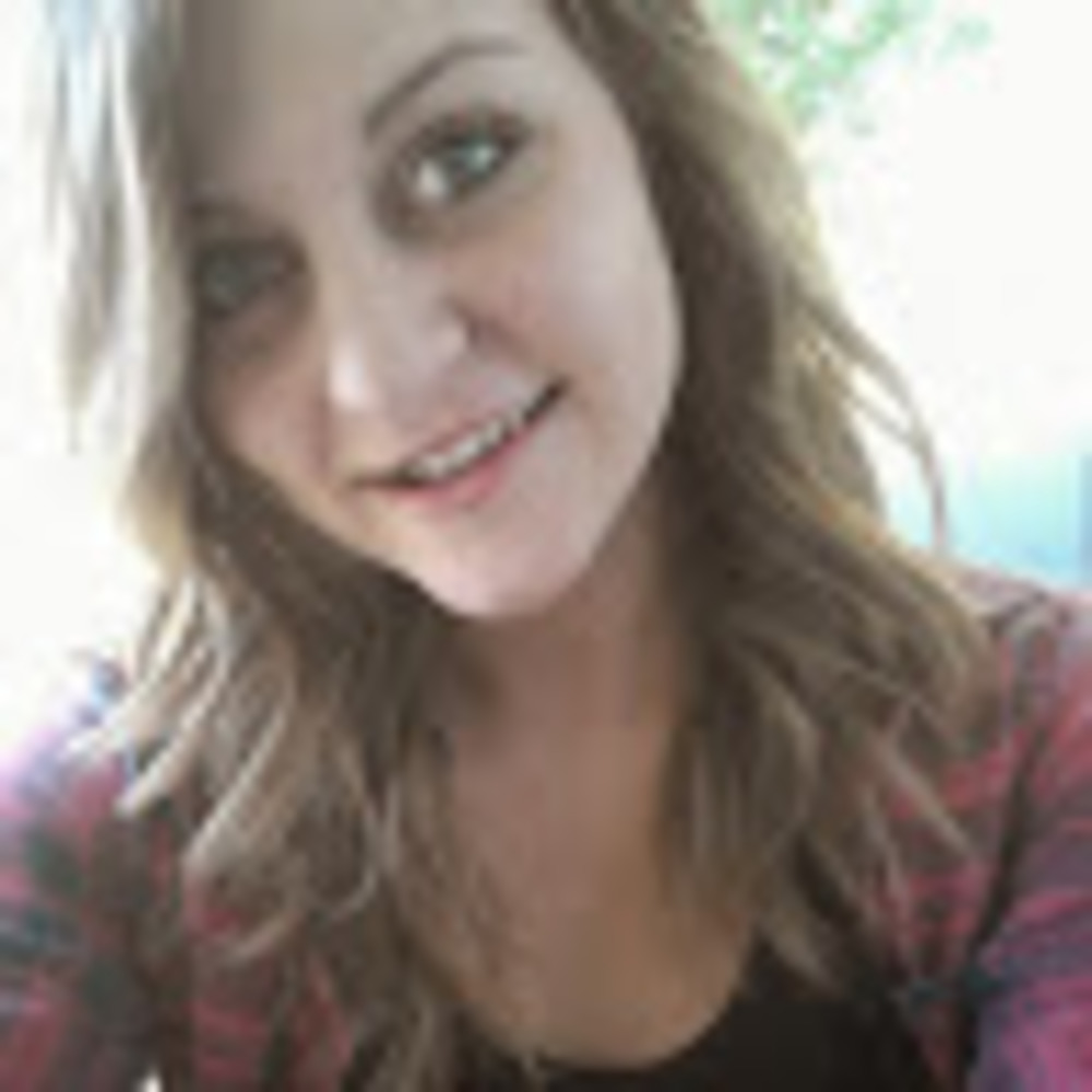 Meet your Posher, Courtney